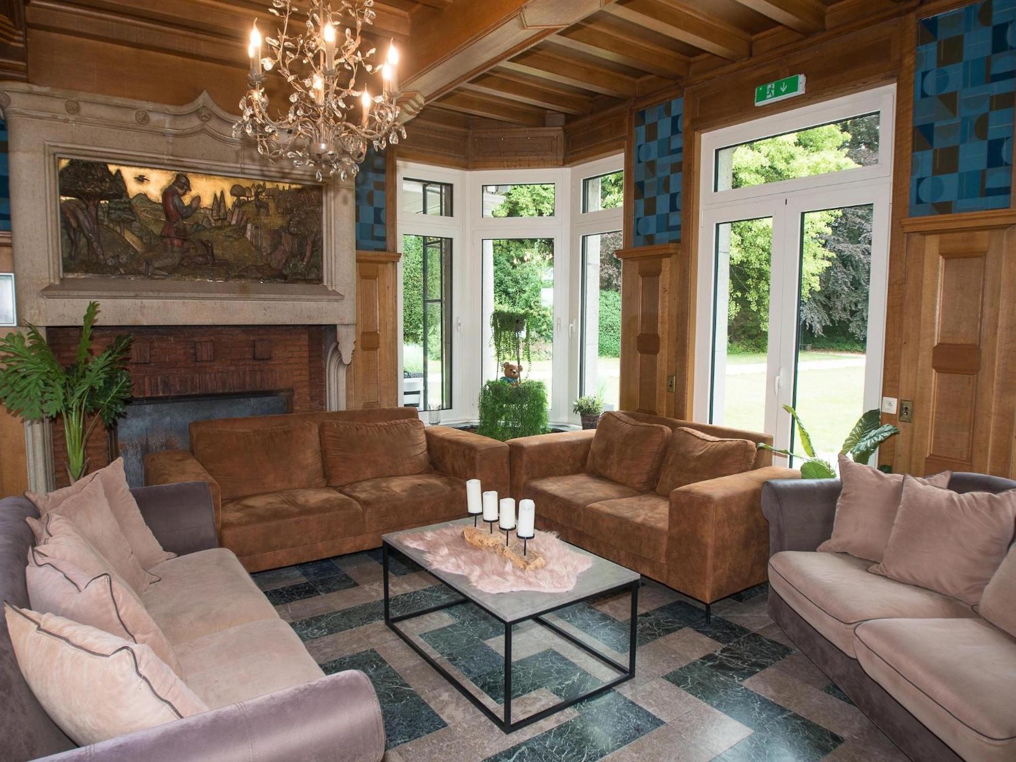 Luxurious Castle With Hot Tub In The Belgian Villa Jamoigne Exterior foto